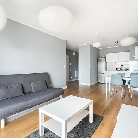 Apartment Metro Mlynow Silver Warsaw