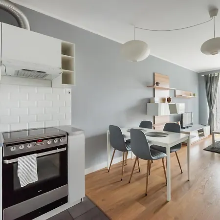 Metro Mlynow Silver Варшава