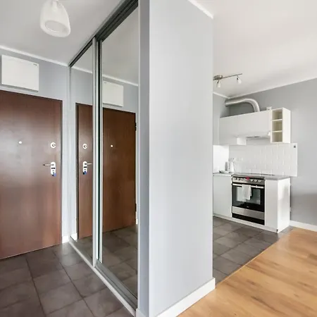 Apartment Metro Mlynow Silver *