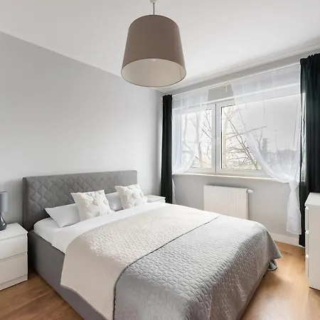 Apartment Metro Mlynow Silver *