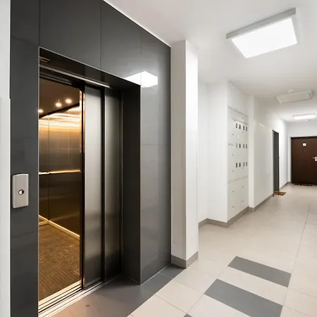 Metro Mlynow Silver Апартаменты Варшава