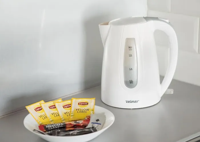 Metro Mlynow Silver Warsaw