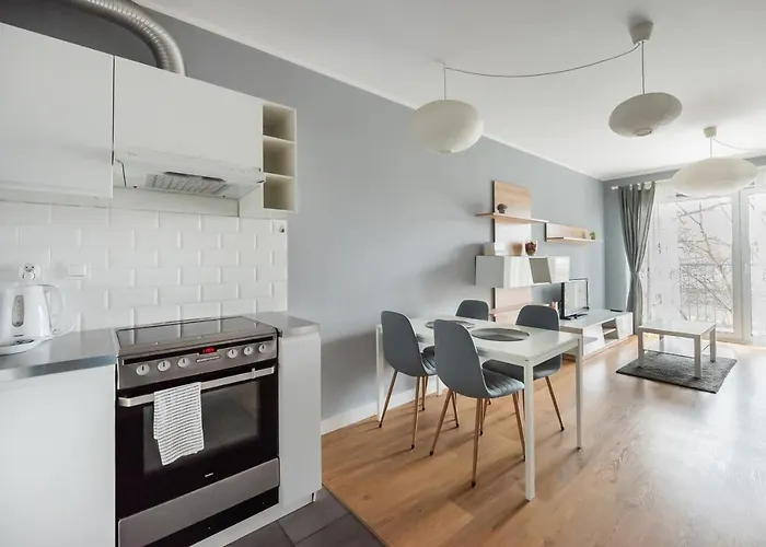 Metro Mlynow Silver Warsaw