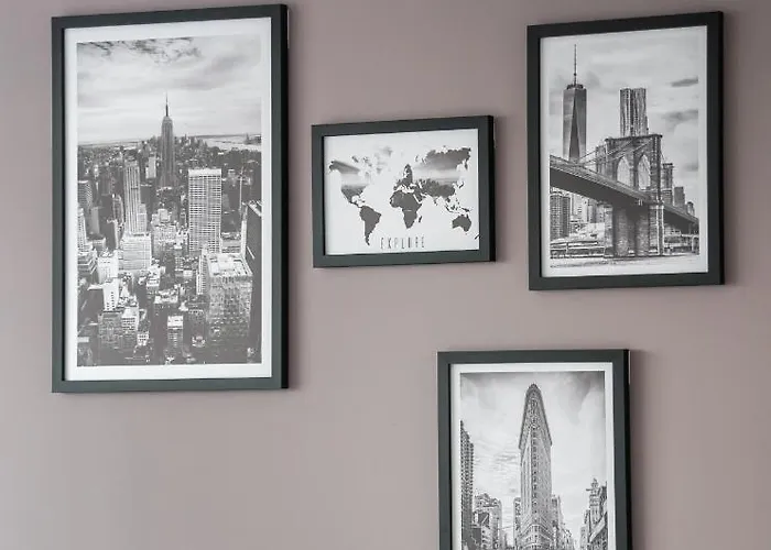 Metro Mlynow Silver Warsaw