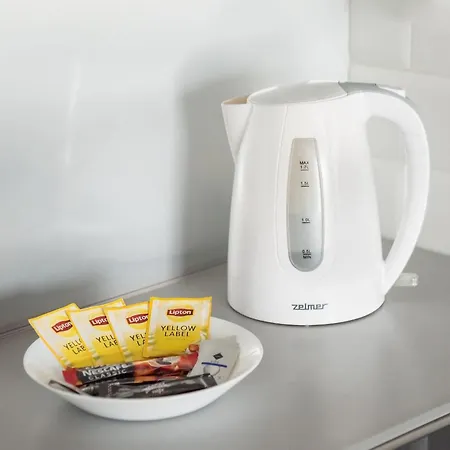 Metro Mlynow Silver Warschau